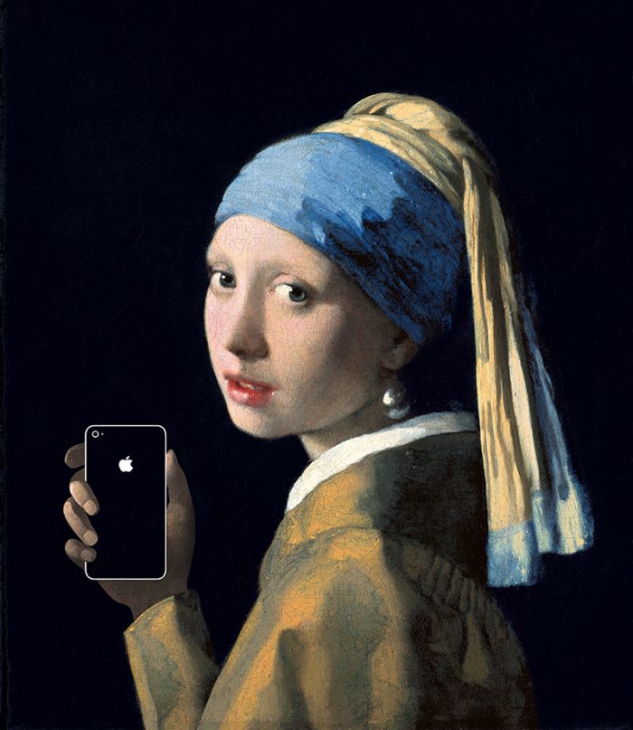 Painting of "Girl with a Pearl Earring" holding iPhone.