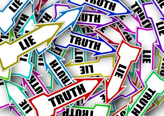 arrows with the words "lie" and "truth" on them