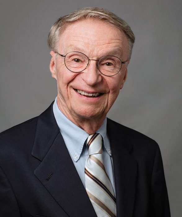 (Portrait of Professor David J. Kuck smiling.)