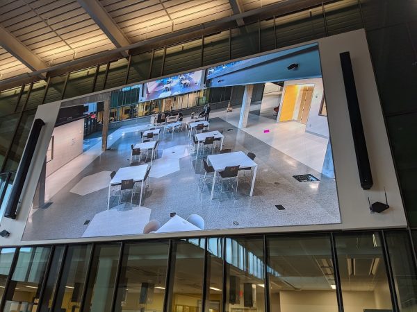 A pic of a video wall.