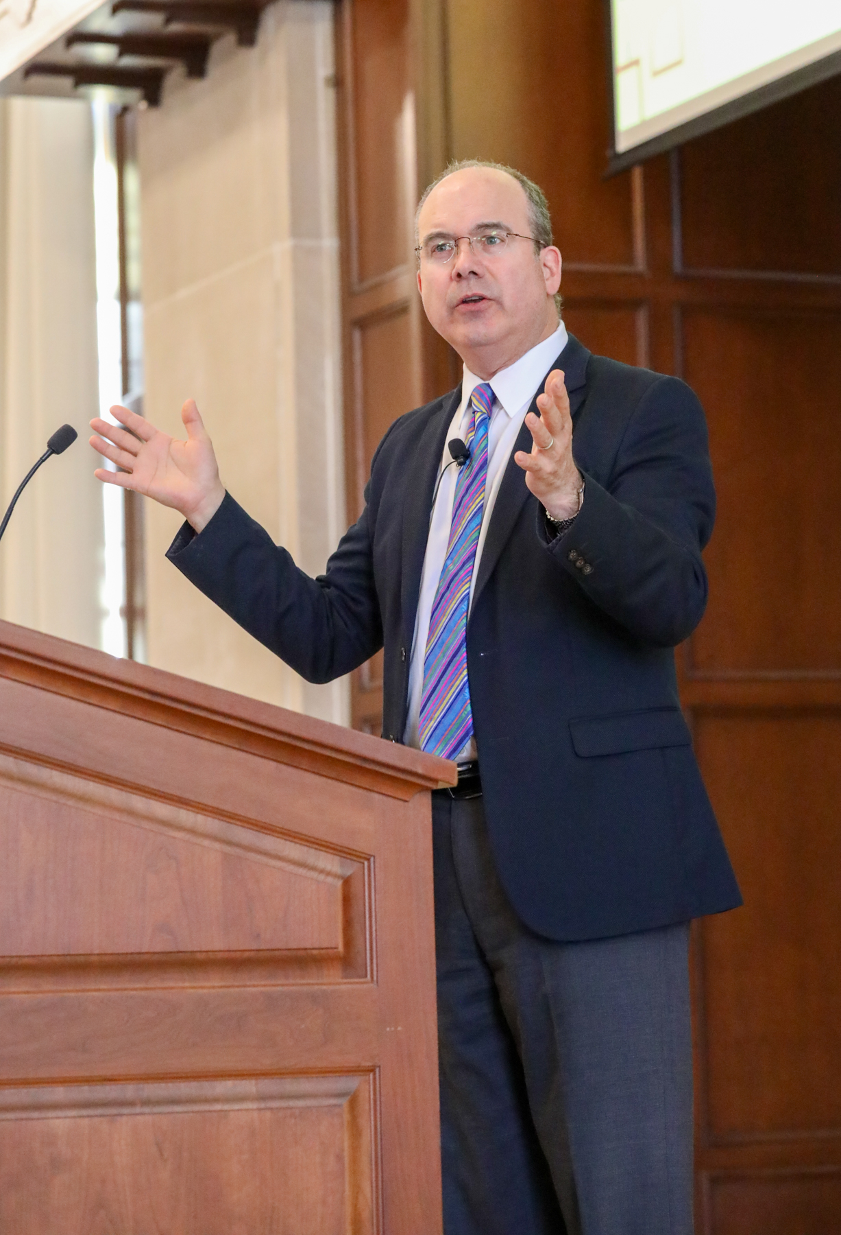 Dr. Andrew Rosenberg, Michigan Medicine chief information officer speaking at the close of the Tech Showcase & Social.