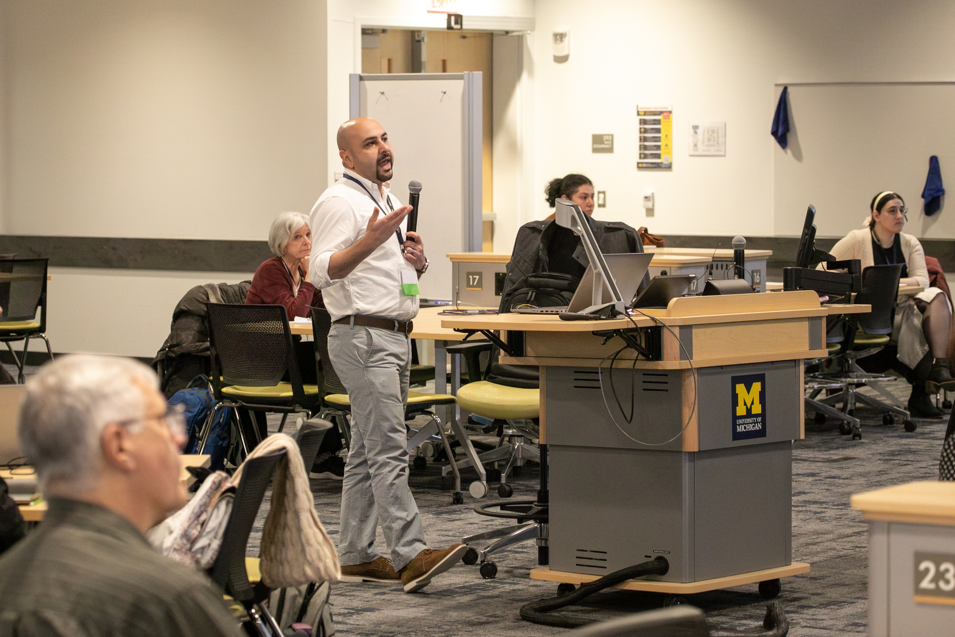 Mohamed Mohamed speaking at his breakout session about standardizing documentation using Excel