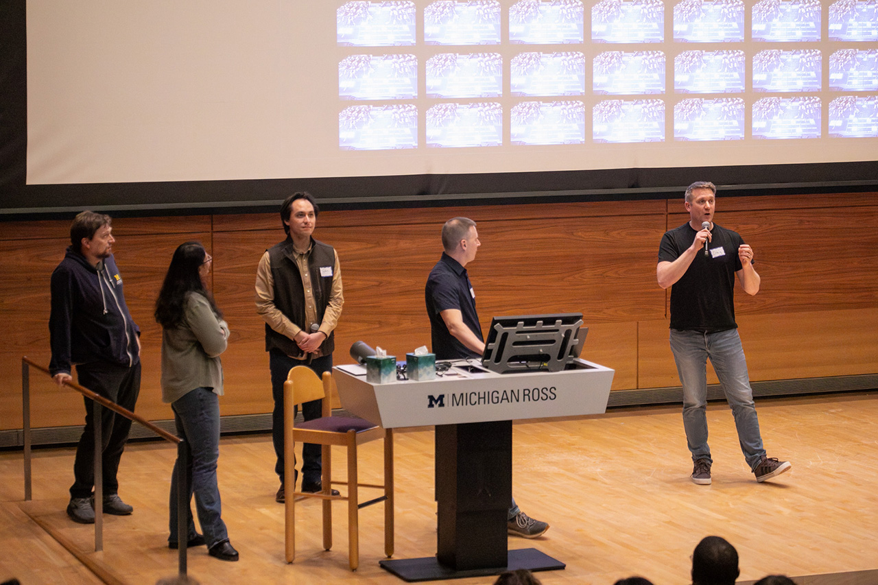 Pitch 1 team members present their 3-minute pitch